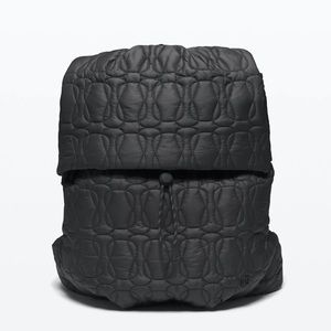 Lululemon Quilted Embrace Backpack, SOLDOUT, RARE! 13L